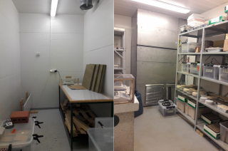 Pienemmän olosuhdehuoneen oikeassa reunassa on pöytä, ja vaaka sen päällä. Vasemmassa reunassa on näytteitä laatikossa. Suuremmassa olosuhdehuoneessa on vaakapöytä vasemmalla ja hylly oikealla.