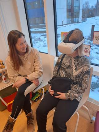 Trying on virtual glasses at PeeTU
