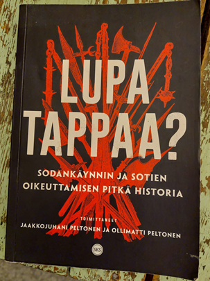 Kirjan "Lupa tappaa?" kansi.