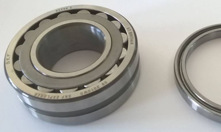 Rolling bearing