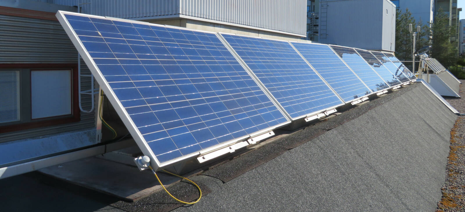 Image of solar power plant.