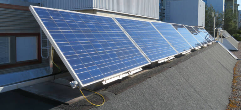 Image of solar power plant.