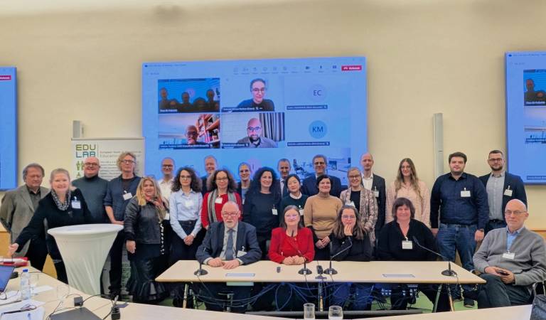 Picture of consortium members in a kick-off conference