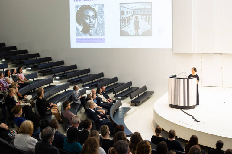 Mervi having her unaugural lecture in auditotorium
