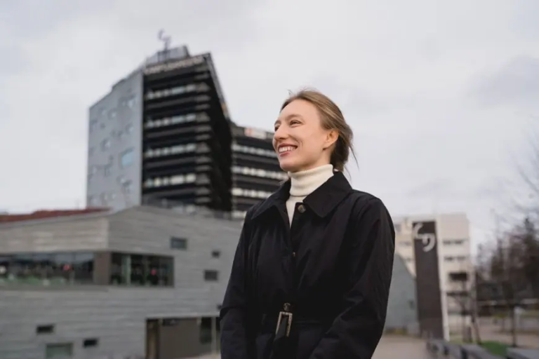 Profile picture of Daria Alekseeva in front of Kampusareena
