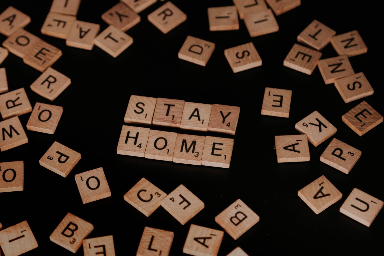 Scrabble message, Stay Home