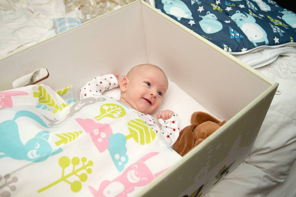 Why this country parcels babies in boxes | Baby Boxes Around The World ...