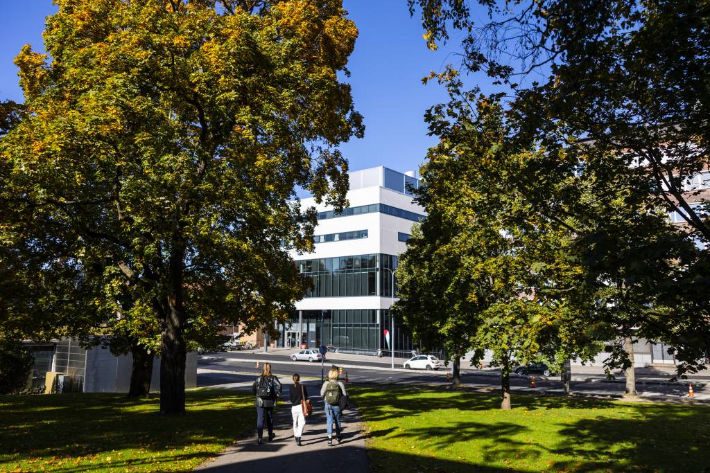 Linna-rakennuksen julkisivu