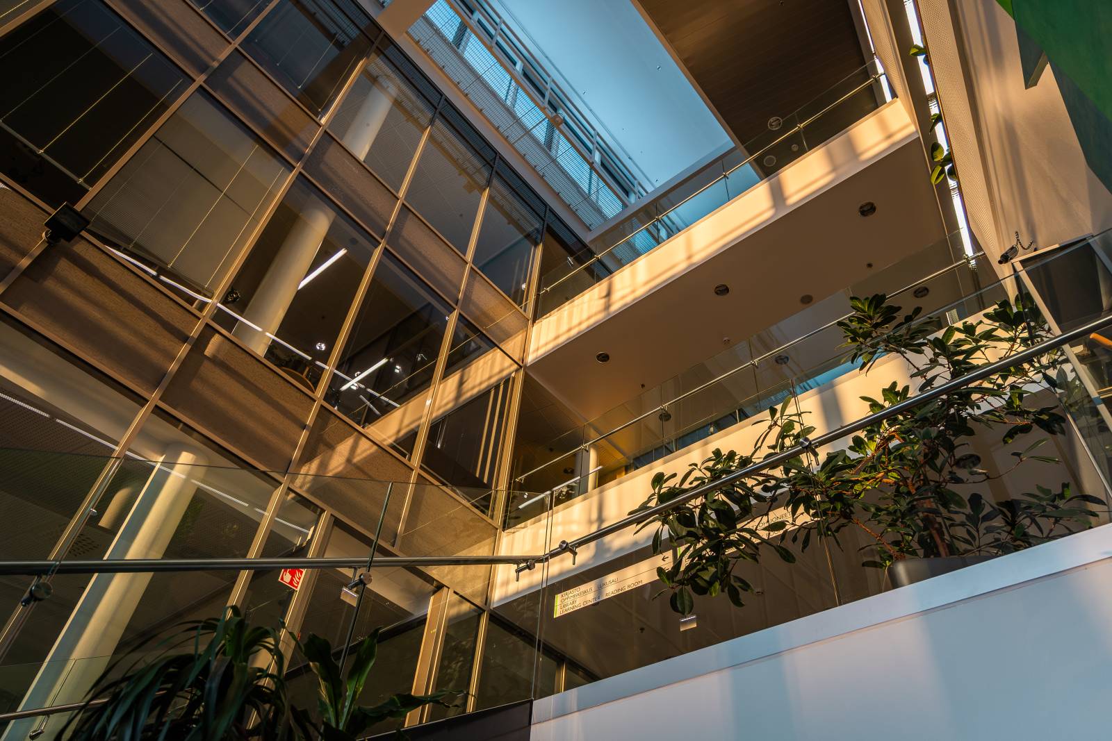 Arvo-rakennuksen käytävä