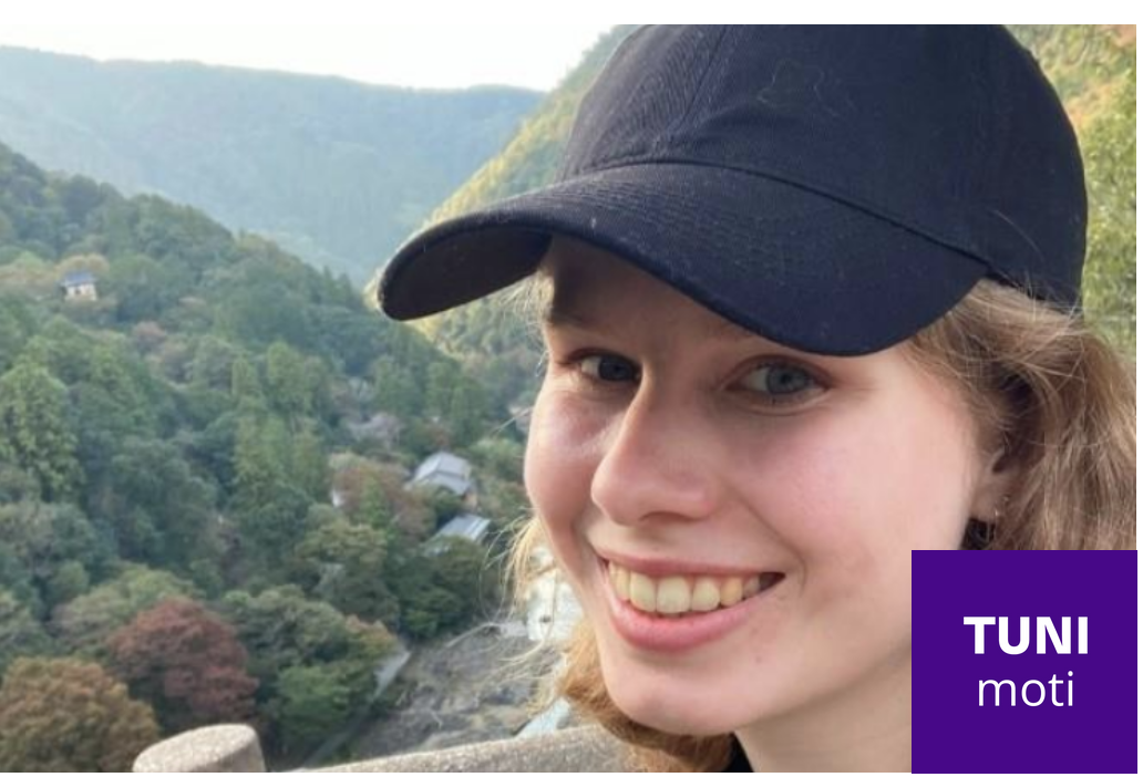 Lähikuva Elina Wolffista