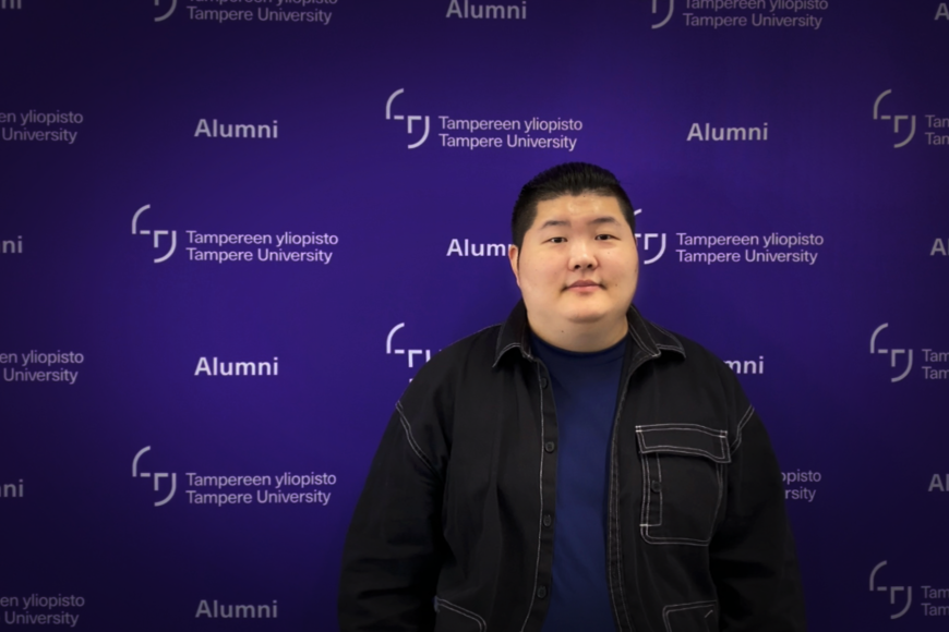 Photo of Yuzhu Wang.
