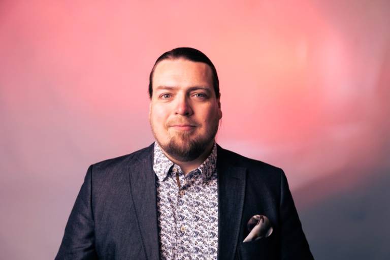Tuukka Ahoniemi teollisen myynnin työelämäprofessoriksi Tampereen yliopistoon