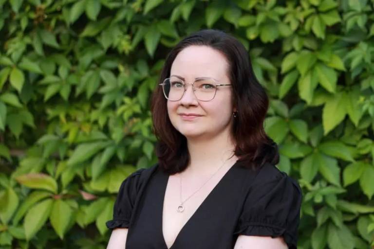 Profile picture of Maija Mäkelä for PhD news.