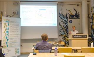 Sini Teräsahde giving a speech