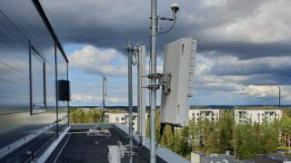 5G antenna on a roof